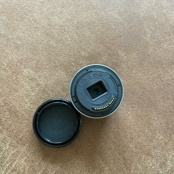 Canon RF-S18-45mm F4.5-6.3 Lens - Picture 5 of 10